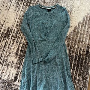 Girls size 7/8 long sleeve dress. Very soft and comfortable. Good condition.